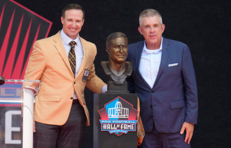 Drew Brees, Larry Fitzgerald, Luke Kuechly, Adam Vinatieri and Roger Craig enter the Hall of Fame